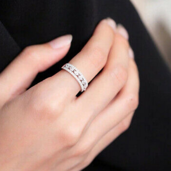 Pretty Silver Designer Woman Oval Diamonds Ring - Picture 2 of 5